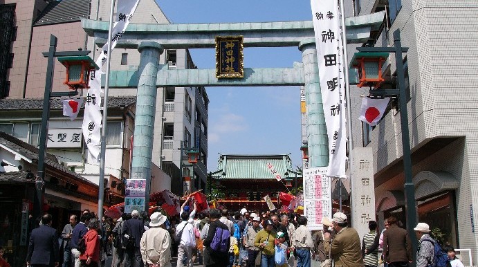 神田明神前