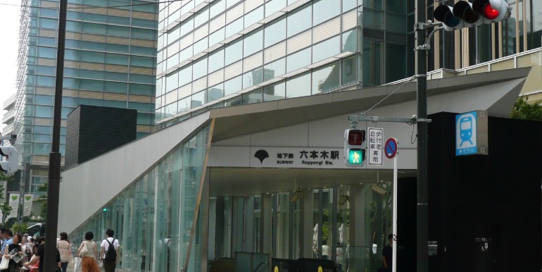 Roppongi-Sta-7